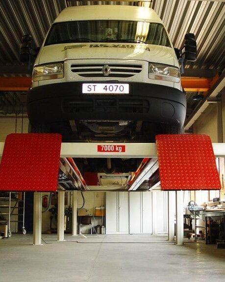 Breiteneinstellbare Fahrflächen